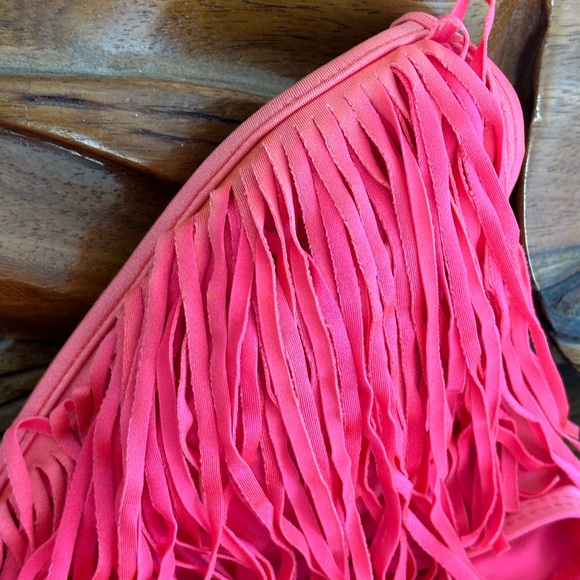 Luli Fama Cosita Buena Fringe Top - Picture 4 of 10